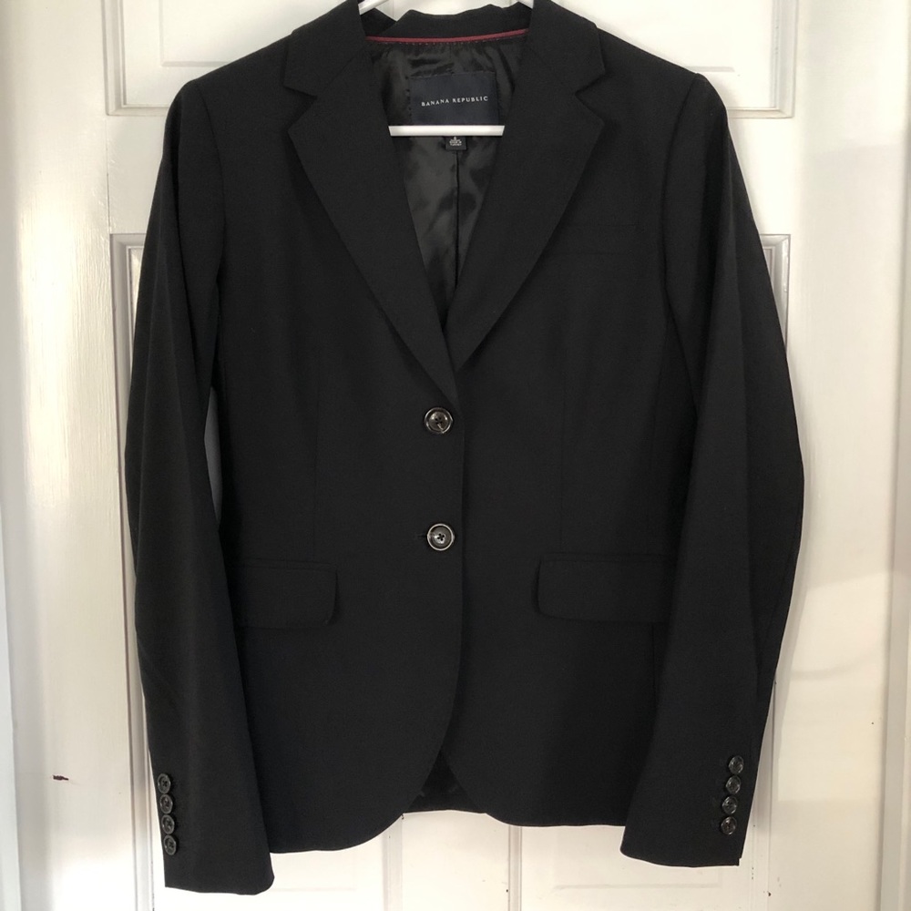 Banana Republic women’s blazer